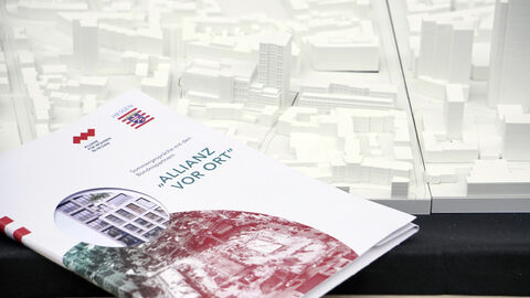 Broschüren bei Allianz vor Ort in Offenbach